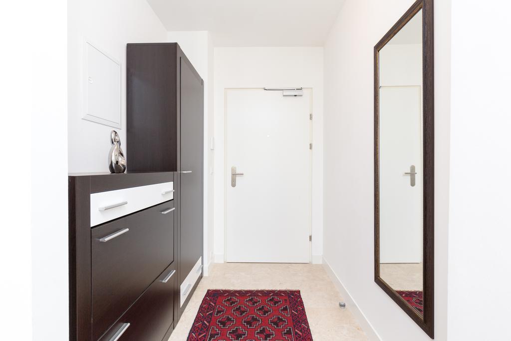 Rafael Kaiser - Paros Apartment - Contactless 24H Check-In Wien Phòng bức ảnh