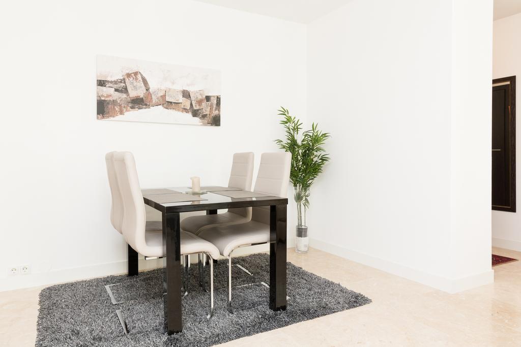 Rafael Kaiser - Paros Apartment - Contactless 24H Check-In Wien Phòng bức ảnh